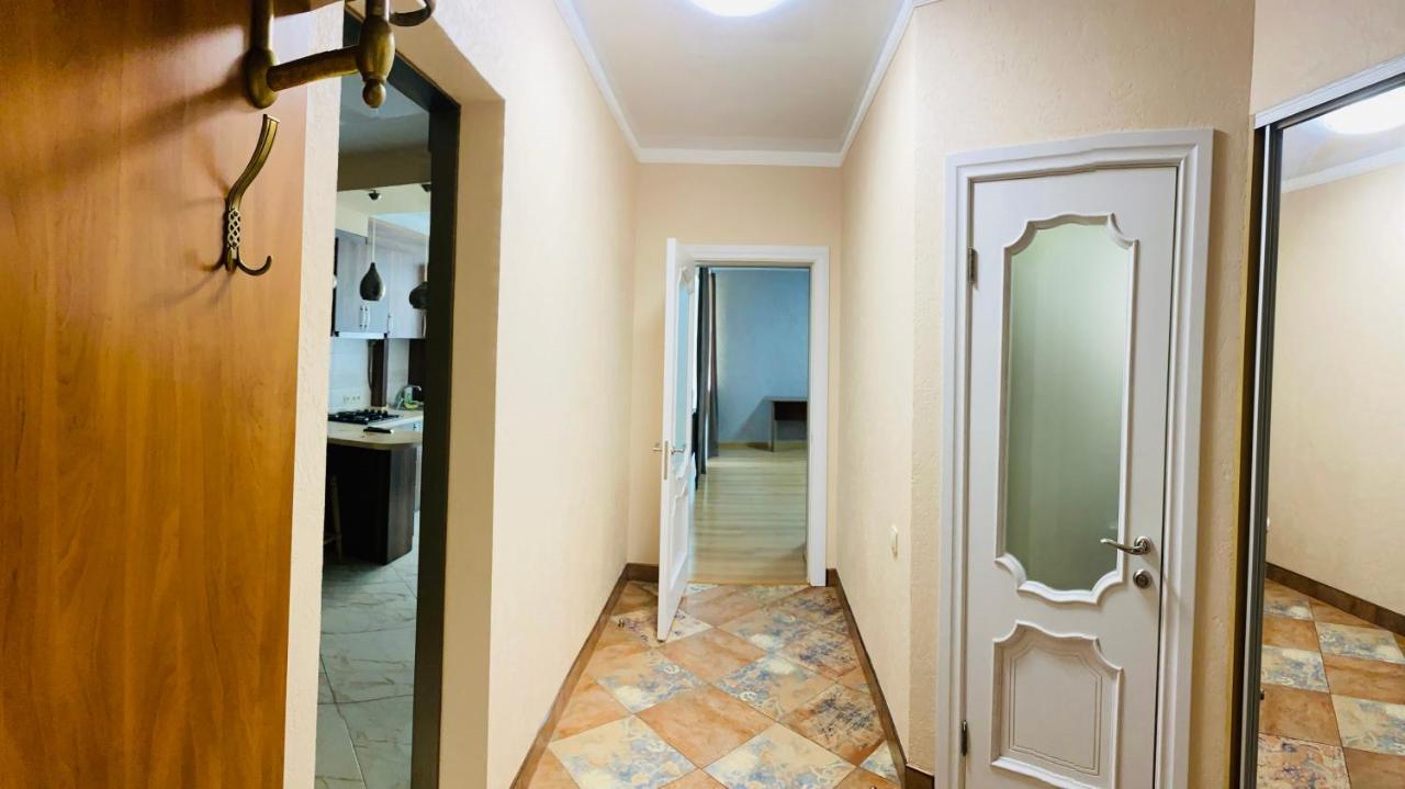 Ferienwohnung Ogienka 2b, Center Lutsʼk Exterior foto