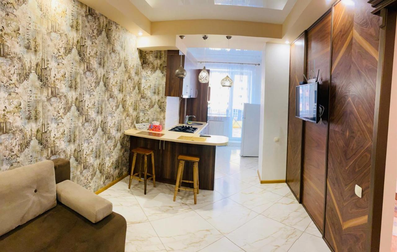 Ferienwohnung Ogienka 2b, Center Lutsʼk Exterior foto